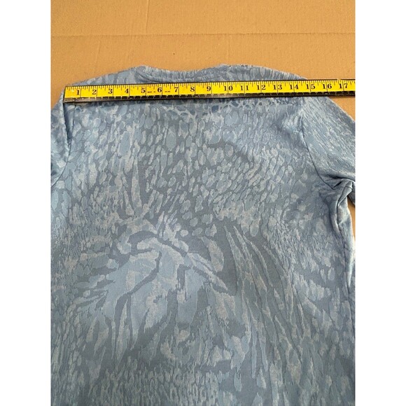 Simply Vera Vera Wang Top Women’s Size Small Color Blue Leopard Print Pattern - Picture 7 of 10